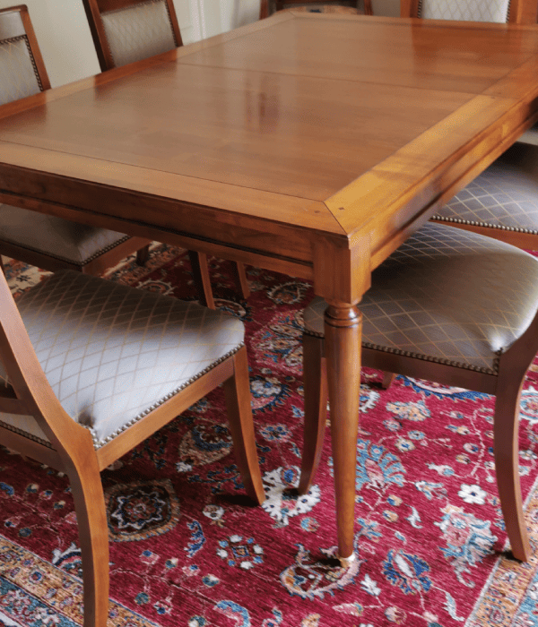 Table rectangulaire en merisier de style Louis Philippe